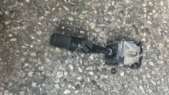 Renault Clio 1 sinyal kolu