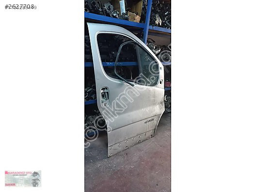 RENAULT TRAFİC ORİJİNAL SAĞ ÖN KAPI...