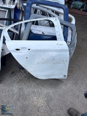 OTO CEM'DEN ÇIKMA FİAT EGEA SAĞ ARKA KAPI