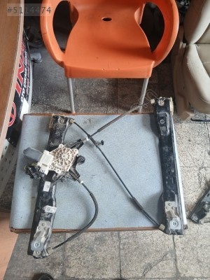2011 2018 ford focus 3 ve 3.5 sag ön kapı cam krikosu