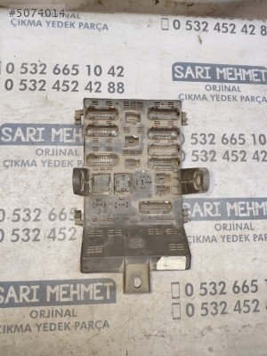 ÇIKMA RENAULT LAGUNA 1 SİGORTA KUTUSU