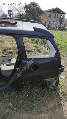 C4 Picasso sol arka çamurluk