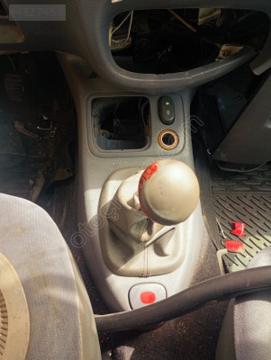 Renault Clio 2 vites mekanizma
