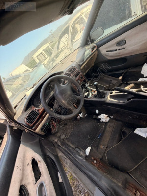 Peugeot 406 ön göğüslük