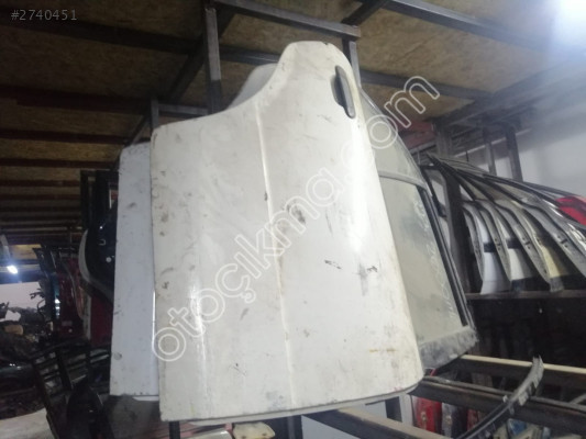 Mazda 323 Sağ Arka Kapı