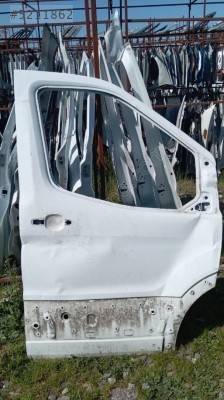 Ford transit 2023 sağ ön kapı çikma orjinal