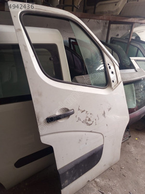 RENAULT MASTER 3 SAĞ ÖN KAPI