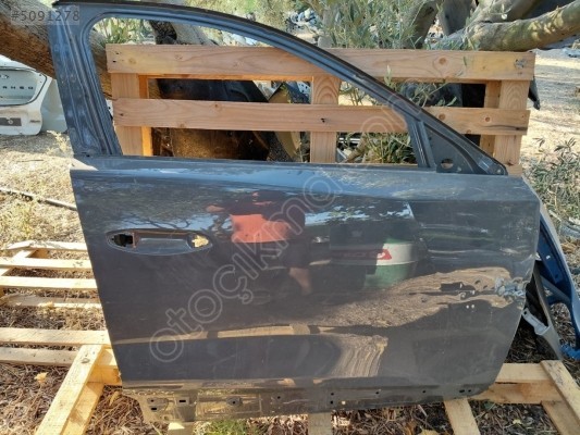 PEUGEOT 408 ÇIKMA SAĞ ÖN KAPI