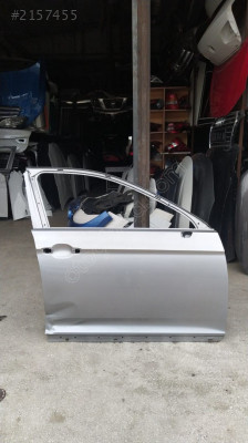 VW PASSAT SAĞ ÖN KAPI