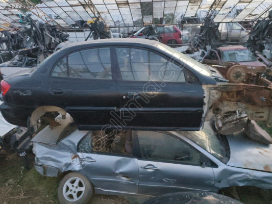 KIA RİO sağ ön arka kapı