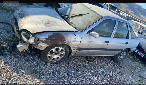 Ford escort sol arka kapı kilidi