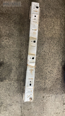 Ford transit  ön tampon demiri