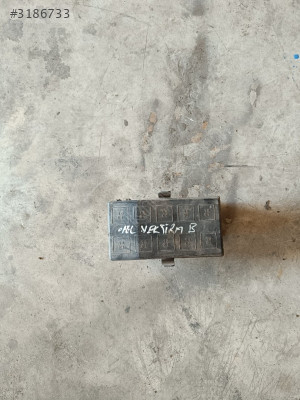 Opel Vectra B Sigorta Kapağı