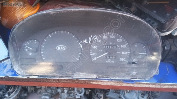 Kia pregio kilometre saati