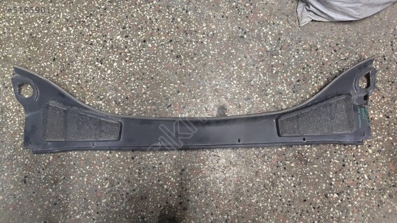 2011-2017 Ford Focus 3 Cam Ön Izgarası