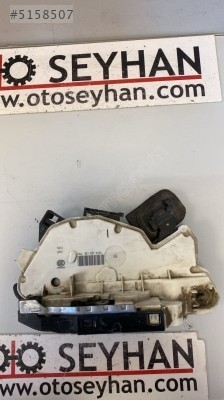 5E1837015A skoda rapid 2012-19 sol ön kapı kilidi