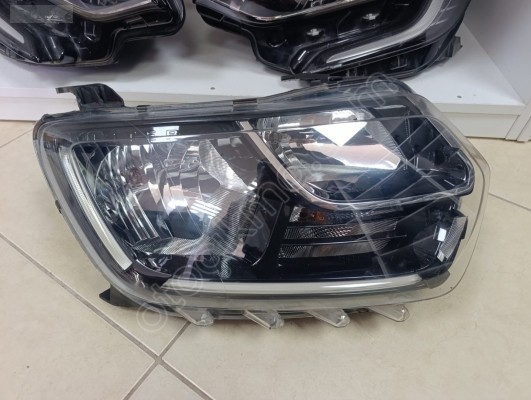 DACİA DUSTER SAĞ FAR ORJİNAL ÇIKMA 2016-2021