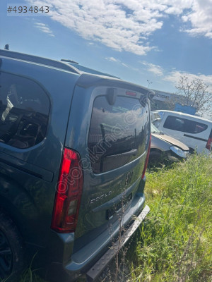 FİAT DOBLO COMBİ BAGAJ KAPAĞI ÇIKMA
