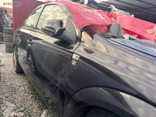 OPEL ASTRA H SAĞ ÖN KAPI  ORİJİNAL SÖKME