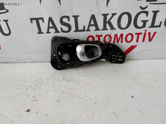 FİAT 500L SAĞ KAPI İÇ AÇMA KOLU