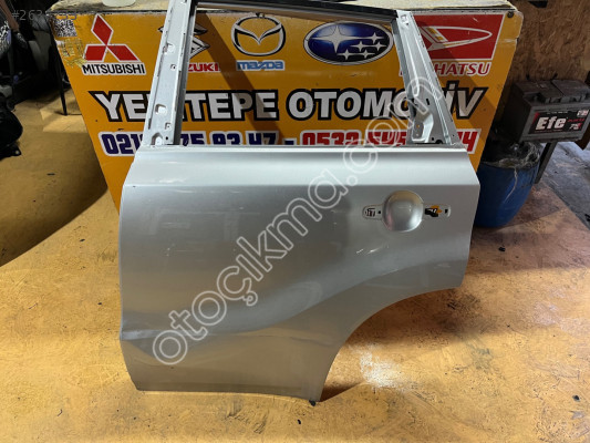 suzuki vitara arka sol kapı