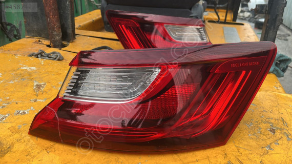 RENAULT MEGANE SAĞ STOP ÇEVİK OTO ÇIKMA