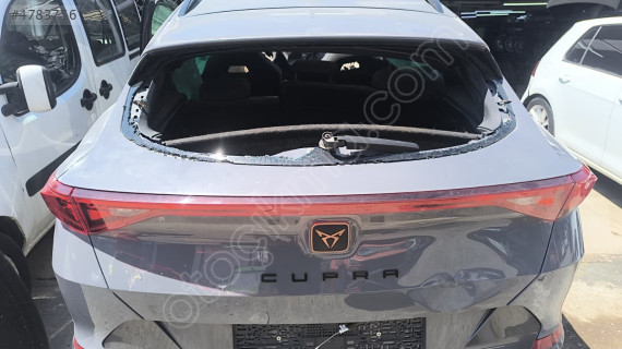 CUPRA BAGAJ STOPU