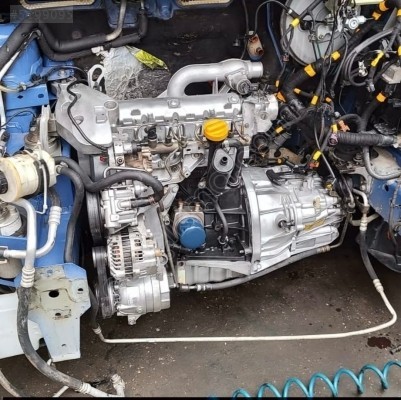 Renault trafic 1.9 dolu sıfır motor