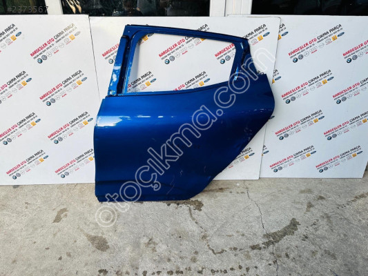 Renault Clio 5 sol arka kapı (az kusurlu)