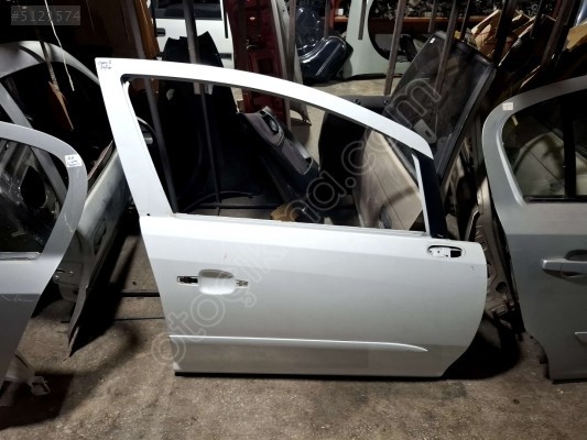 ÖZMEN OPEL CORSA D ÇIKMA SAĞ ÖN KAPI