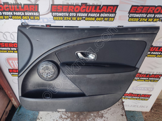 RENAULT FLUENCE SAĞ ARKA KAPI DÖŞEMESİ