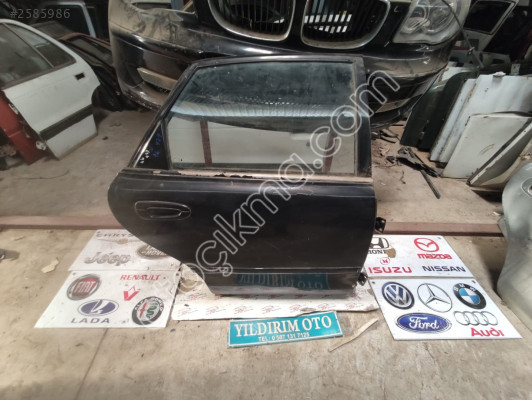 MAZDA 626 1994 SAĞ ARKA KAPI