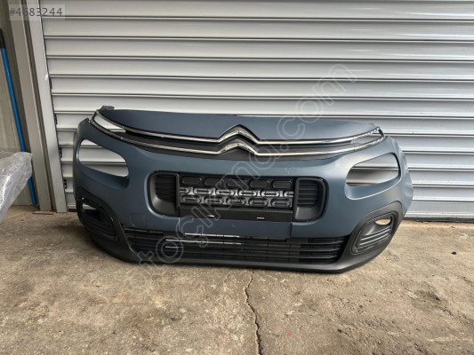 Citroen Berlingo ön tampon dolu