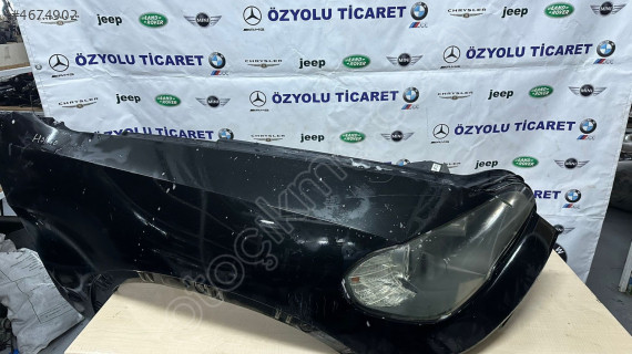 BMW E70 X5 Sağ Çamurluk Sağ Far