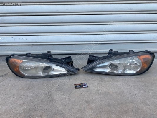 Nissan Primera P11 Orjinal Far 2000-2002