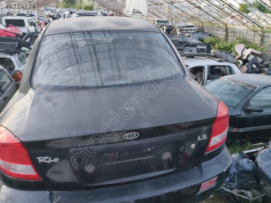Kia Rio arka bagaj kapağı
