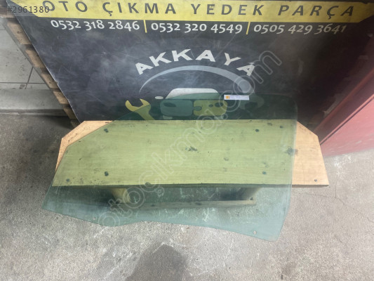 Berlingo Sol ön Kapı Camı Orjinal Çıkma