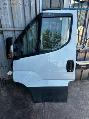 2025 iveco daily sol ön kapı dolu