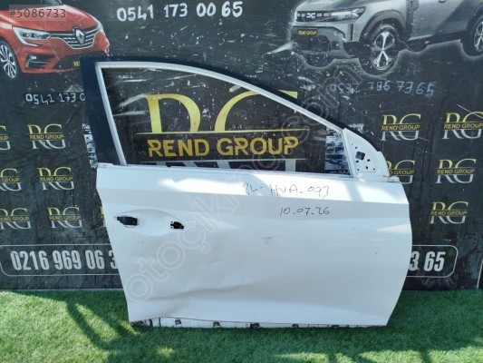 HYUNDAİ İ20 SAĞ ÖN KAPI ORİJİNAL ÇIKMA