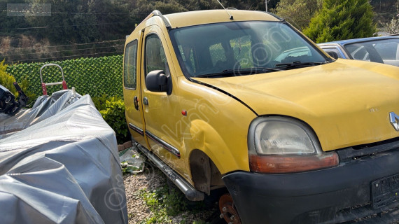 Renault kangoo sağ ön kapı