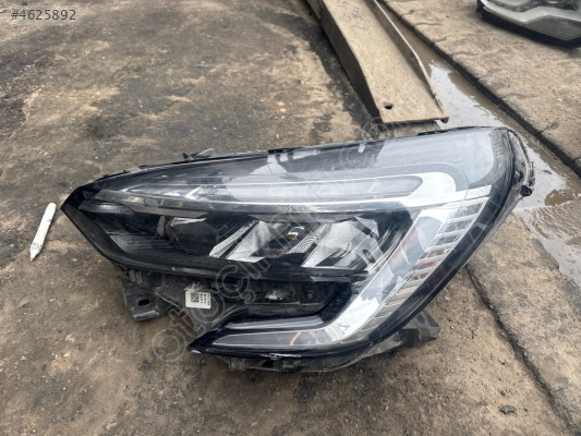 Renault Clio sol ön far
