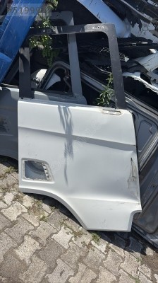 Scania sağ ön kapı