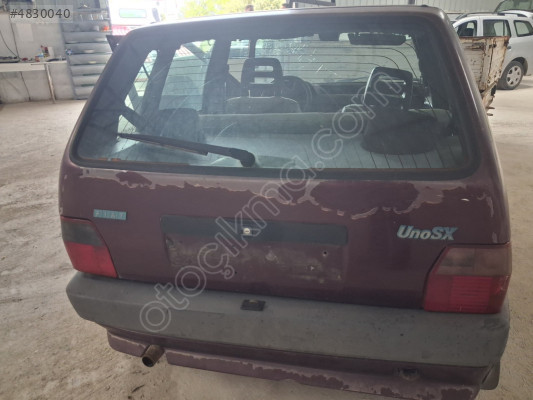 Fiat  Uno  Bağaj  Kapağı