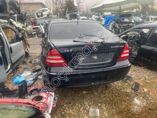 Mercedes C180 sağ arka stop