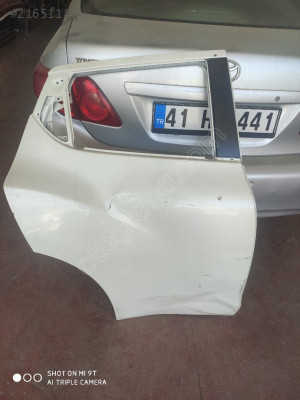 NİSSAN JUKE SAĞ ARKA KAPI ve TÜM PARÇALARI...MİL OTO