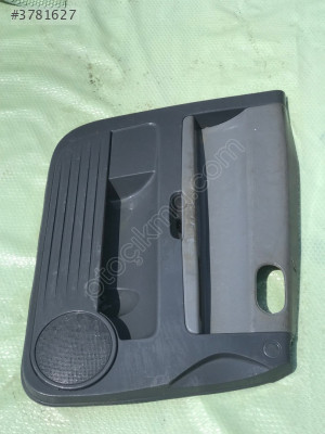 Mıtsubıshı Colt Sol Ön Kapı Döşemesi