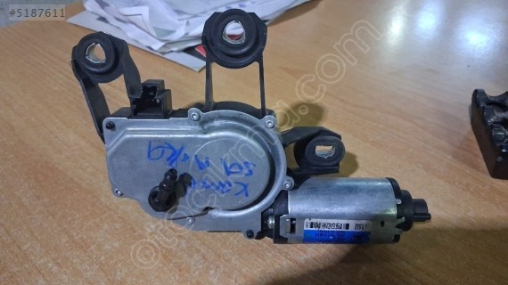 2004-2010 FORD TRANSİT CONNECT ARKA SİLGİ MOTORU