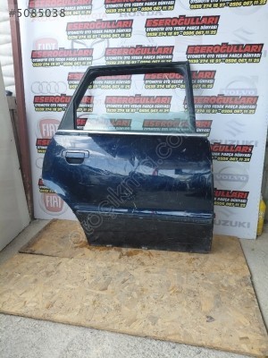 Audi A4 1998 model sağ arka kapı ve döşemesi