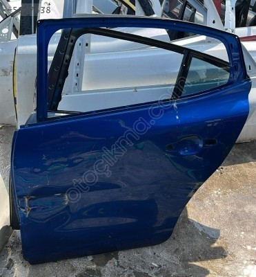 DACİA SANDERO SOL ARKA KAPI YENİ KASA