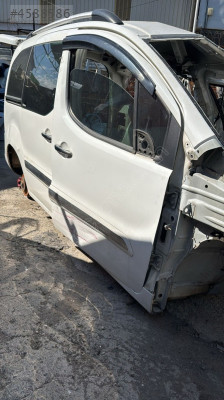 2016 Citroen Berlingo sağ ön kapı